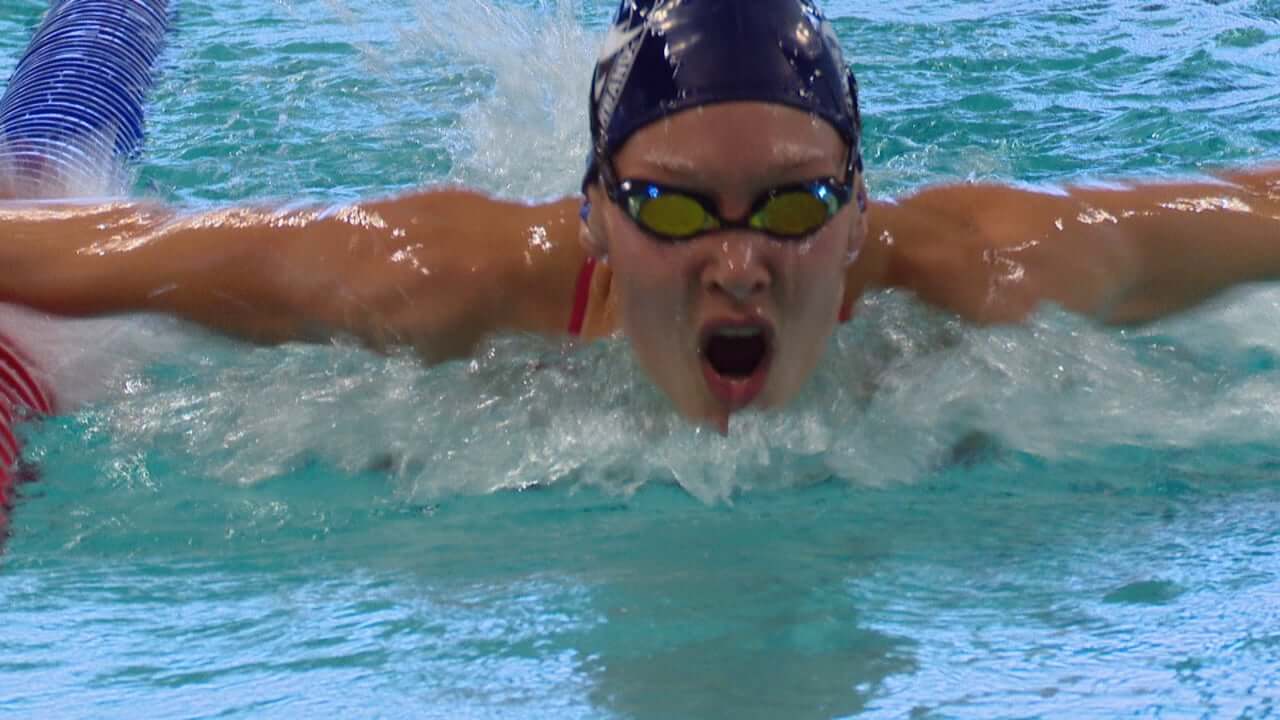 Portrait von Leonie Kullmann, Schwimmerin ⋆ hauptstadtsportTV